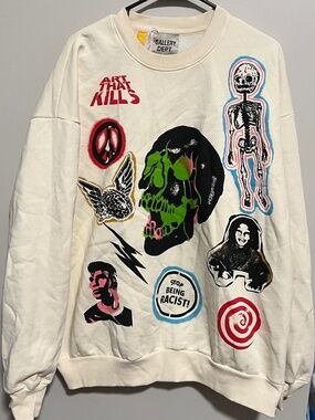 Gallery Dept. Men's Cream and White Sweatshirt